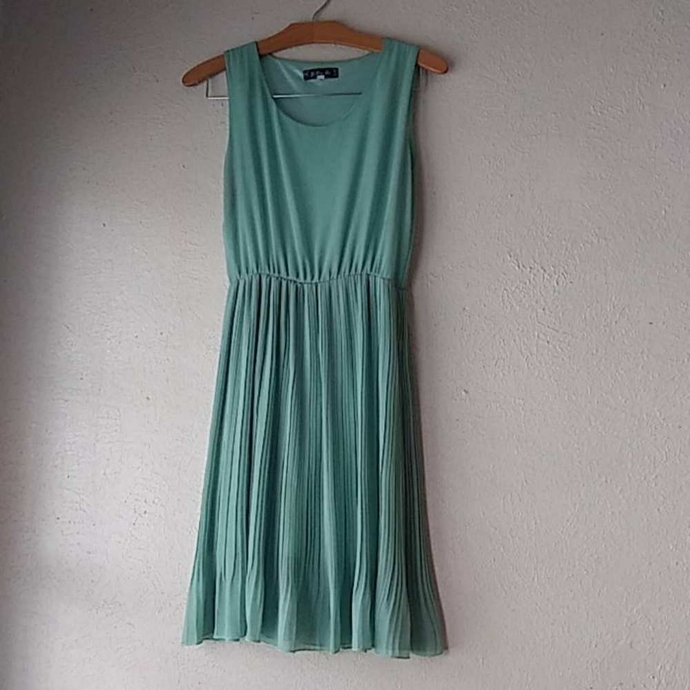 Mint sleeveless dress